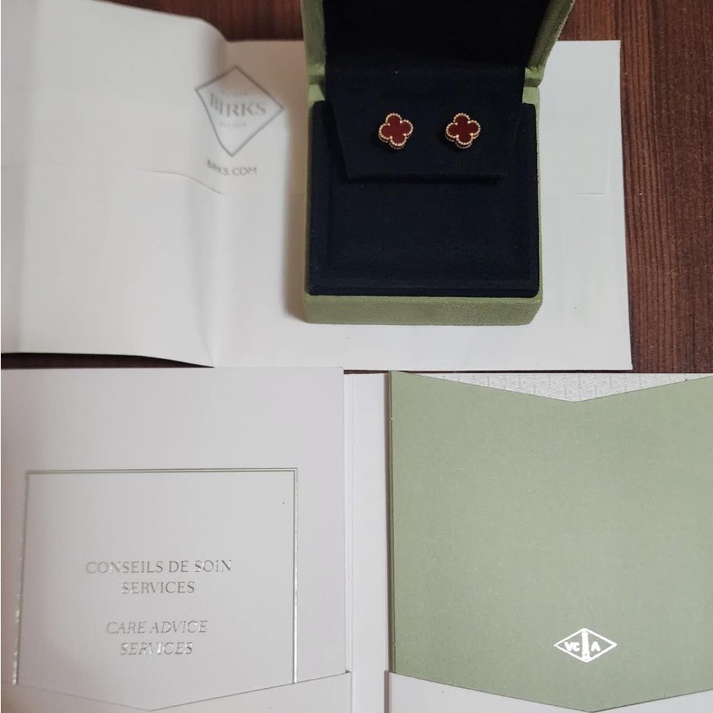 Van Cleef & Arples Sweet Alhambra earstuds - 18K rose gold, Carnelian